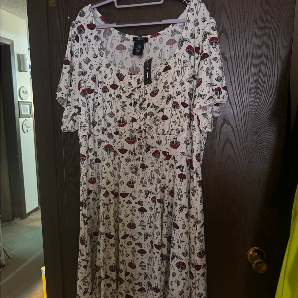 Thorne & Fable Hot Topic Mushroom Dress 4X
